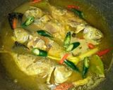 Foto langkah ke 3 dari resep Ikan Kembung Kuah Kuning.