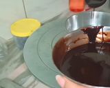 चॉकलेट चोको चिप्स केक (chocolate choco chips cake recipe in hindi) रेसिपी चरण 11 फोटो