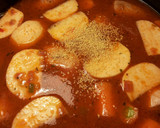 Foto del paso 15 de la receta: Pollo estofado con tubérculos en salsa de especias libanesas