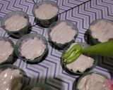 Foto langkah ke 6 dari resep Bolu kukus mekar.