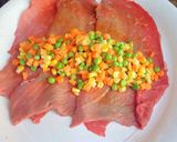 Foto del paso 3 de la receta: Rollo de carne con vegetales mixtos, en salsa