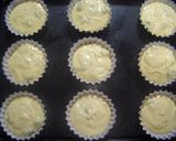 A picture of step 4 of Fluffy Kiwi Madeleine.