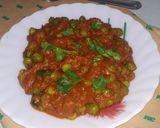 A picture of step 6 of Green peas MakhaniCurry.