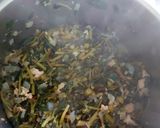A picture of step 7 of Common purslane with chicken and rice.