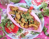 A picture of step 6 of Leftover Daal Palak Pakoda 😘😘😋😋.