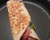 Une image de l'étape 4 de Piadina speck et pesto.