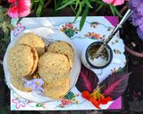 Foto del paso 4 de la receta: Alfajorcitos de coco, avena y dulce de leche💕