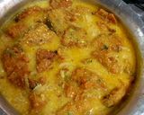 A picture of step 6 of Bhajiya kadi.