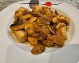 Foto del paso 5 de la receta: Salteado de pavo con champiñones al pimentón