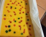 Foto langkah ke 5 dari resep 61. Yellow Shinny Brownies.