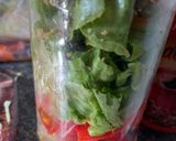 Foto del paso 6 de la receta: Ensalada práctica de zanahoria, papa, lechuga, y tomate