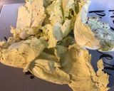 Une image de l'étape 1 de Salade de tomates et castelfranco à la feta et persil.
