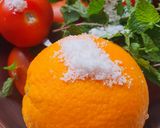 Foto langkah ke 1 dari resep Tomato Sunkist Chia Seed Ice.