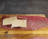 Foto del paso 1 de la receta: Cachopo de jamón y queso con salsa de cabrales y patatas paprika