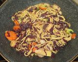 Currys wok 🍳 tészta 🍜 zöldségekkel 🥕🌶️🥦 és ➕ lilakáposztával 🥬 recept fázis 4 fotója