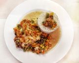 Zöldséges-mazsolás csirkemell recept fázis 5 fotója