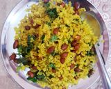 A picture of step 5 of Poha (Flattened Rice with Peanuts).