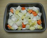 A picture of step 1 of [Farmhouse Recipe] Keema Curry without Water.