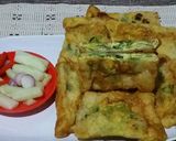 Foto langkah ke 8 dari resep Martabak Telur Sederhana.