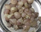 உள்ளி வெங்காயம் ஊறுகாய் (Ulli Vengayam Urugaai Recipe in Tamil) ரெசிபி ஸ்டேப் 3 புகைப்படம்
