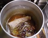A picture of step 2 of Braised Pork belly and sweet potato with tomato.