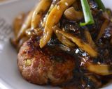 A picture of step 7 of Kimchi Burger with Korean Seaweed Sauce.