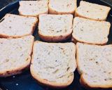 ચીઝ ગાર્લિક બ્રેડ(Cheese garlic bread recipe in gujarati) રેસીપી સ્ટેપ3ફોટો