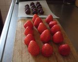 A picture of step 1 of Strawberry Daifuku Strawberry Princesses.