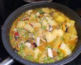 Foto del paso 5 de la receta: Guiso Marinero con Patatas y Guisantes