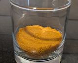 A picture of step 4 of Biscoff strawberry cheese cake in glass.