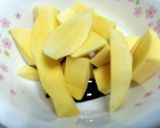 A picture of step 1 of Spicy Mango Vegan Salad.