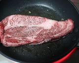 A picture of step 1 of Extravagant Steak Salad.