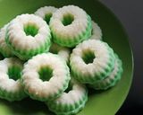 Foto langkah ke 6 dari resep Putu Ayu tanpa kelapa.