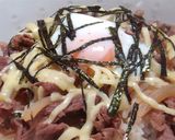 A picture of step 6 of Beef Rice Bowl with Cheese & Poached Egg.