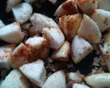 A picture of step 2 of Fried masala idli.