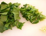 A picture of step 1 of Pasta with Spinach and Parmesan Cheese.