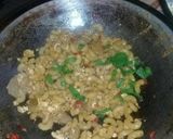 Foto langkah ke 5 dari resep Seblak Makaroni Simple.