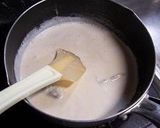 A picture of step 2 of Earl Grey Tea Aroma Black Tea Cream.