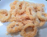 A picture of step 8 of Splatter-free Fried Calamari.