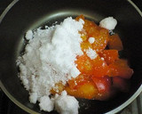 A picture of step 2 of Simple Persimmon Jam.