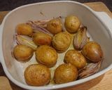 A picture of step 3 of Roasted Herby Potatoes.