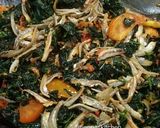 Foto langkah ke 5 dari resep Daun pepaya jepang sambal teri.