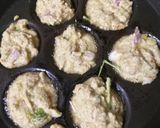 A picture of step 2 of Oats Paniaram.