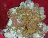 A picture of step 1 of T's Bomb Cheese Burger.