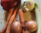 Foto del paso 1 de la receta: Bifes a la portuguesa de cerdo