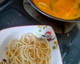 Foto langkah ke 5 dari resep Spaghetti Laksa Singapura.