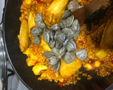 Foto del paso 4 de la receta: Arroz caldoso mar y montaña