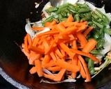 A picture of step 3 of Veg schezwan noodles || वेज शेजवान नूडल्स.
