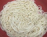 Hình bước làm 1 của món Mỳ Ý