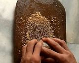 A picture of step 1 of Aloo posto.